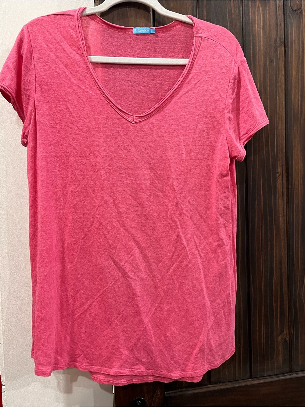 J.McLaughlin Women’s V-Neck Short Sleeve Tee  96% linen